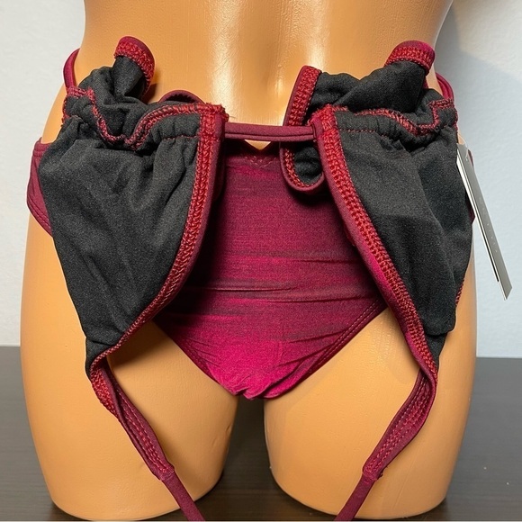 Nwt GUESS Rock Star Rhinestone Embellished Plunge 1 Piece Swimsuit (SW06) - Picture 9 of 12